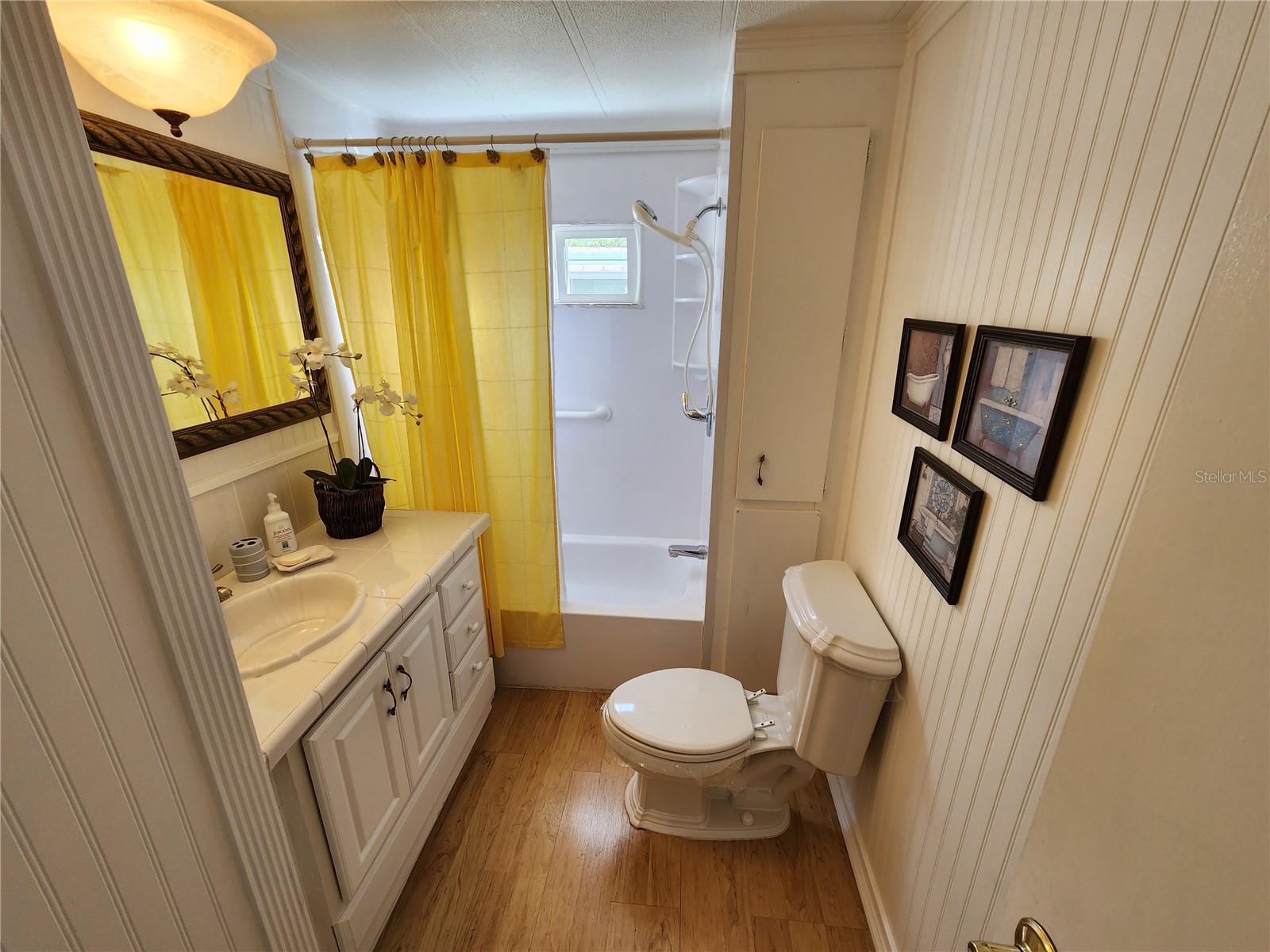 Image 12 of 25 For 305 Batan Court