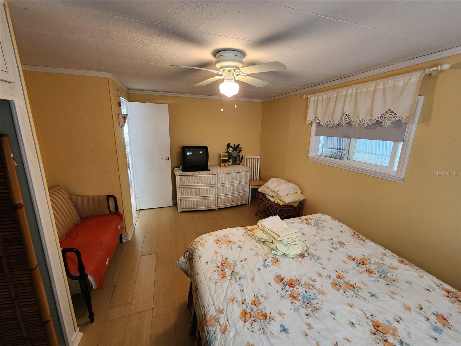 Image 15 of 25 For 305 Batan Court