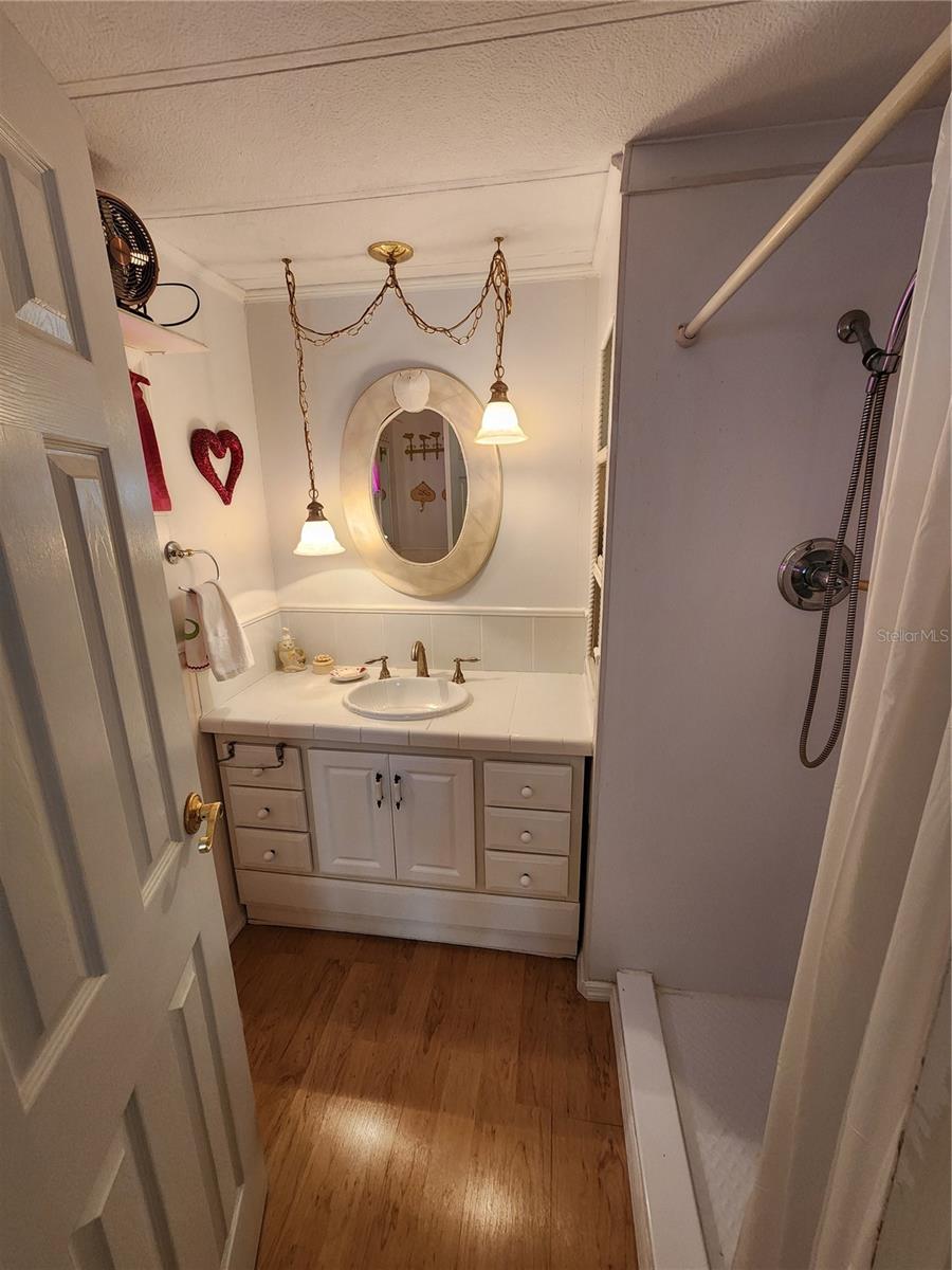 Image 19 of 25 For 305 Batan Court