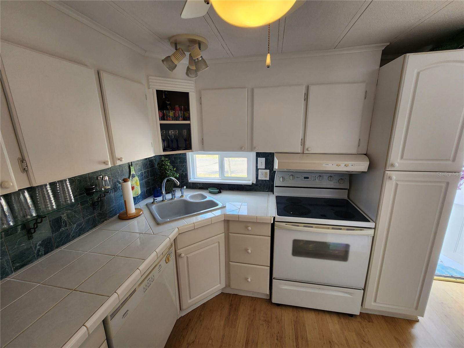 Image 4 of 25 For 305 Batan Court