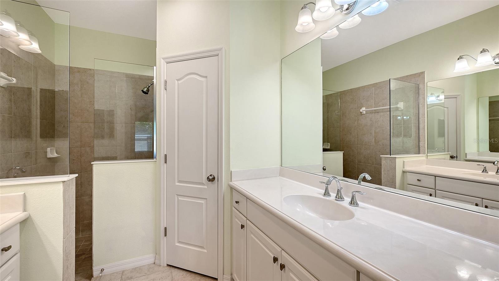 Image 17 of 38 For 4894 Maymont Park Circle