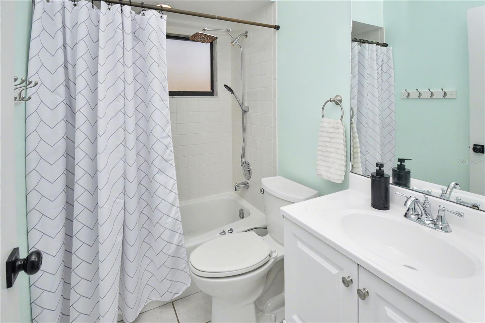 Listing photo id 23 for 6456 Tarawa Drive