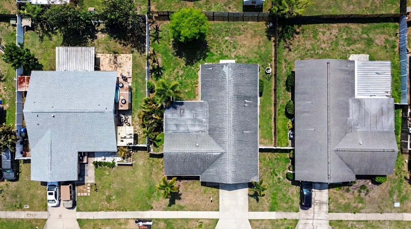 Listing photo id 5 for 6456 Tarawa Drive