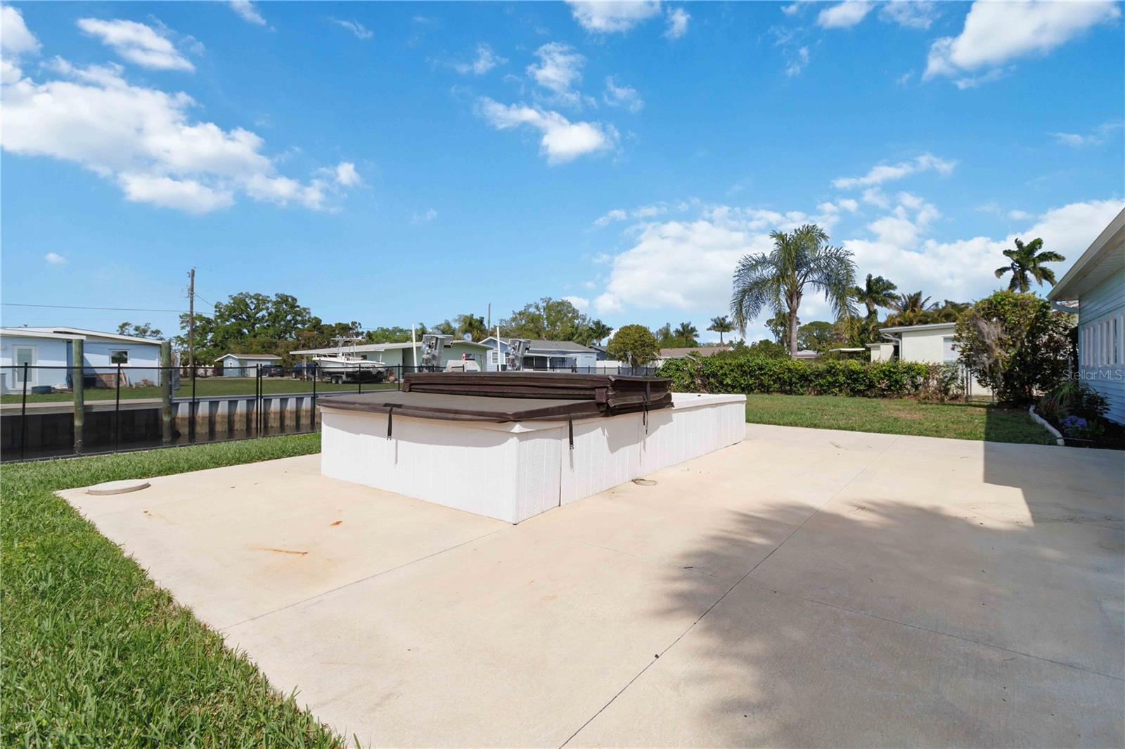 Image 29 of 55 For 607 Manatee Avenue