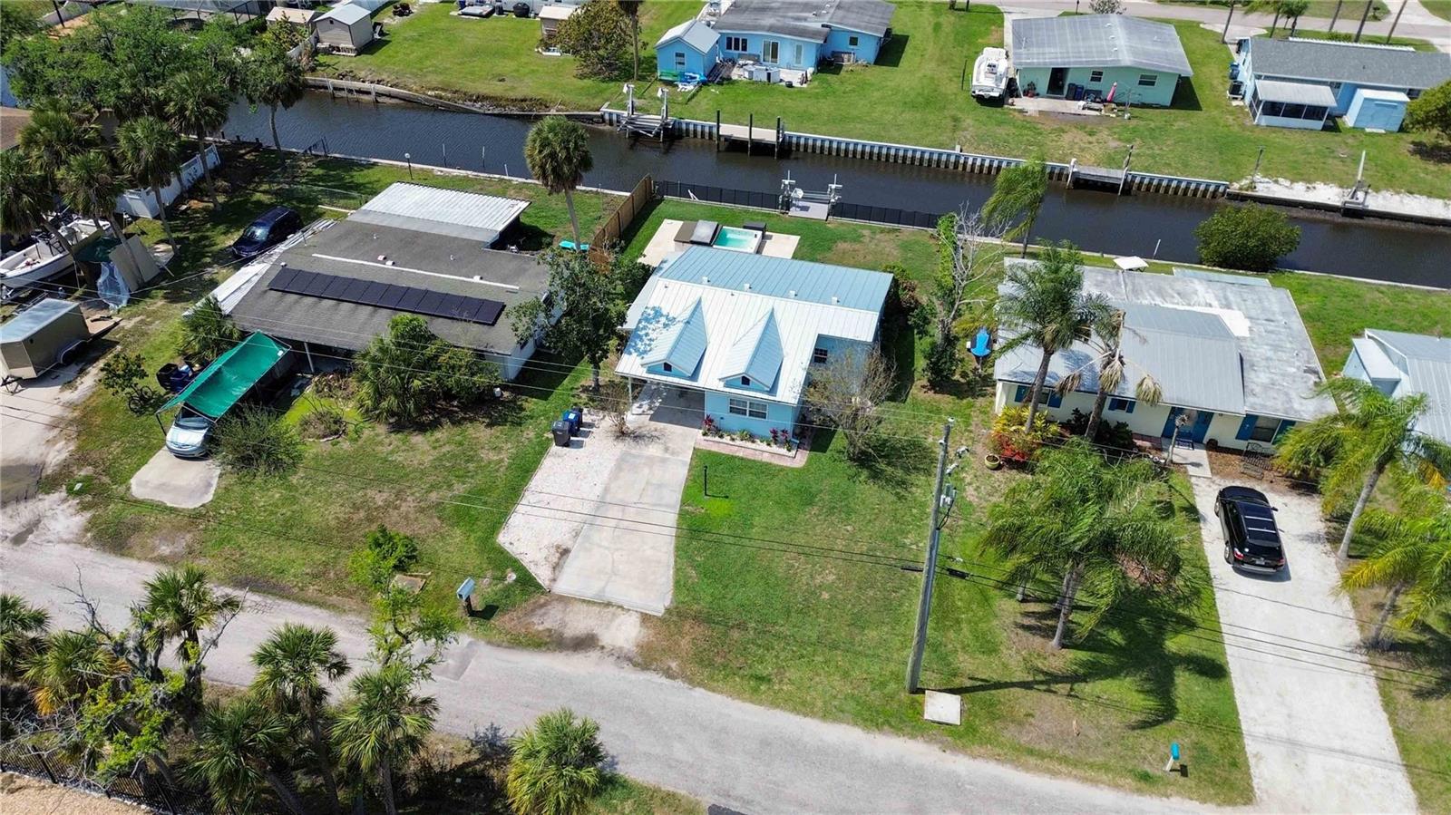 Image 43 of 55 For 607 Manatee Avenue