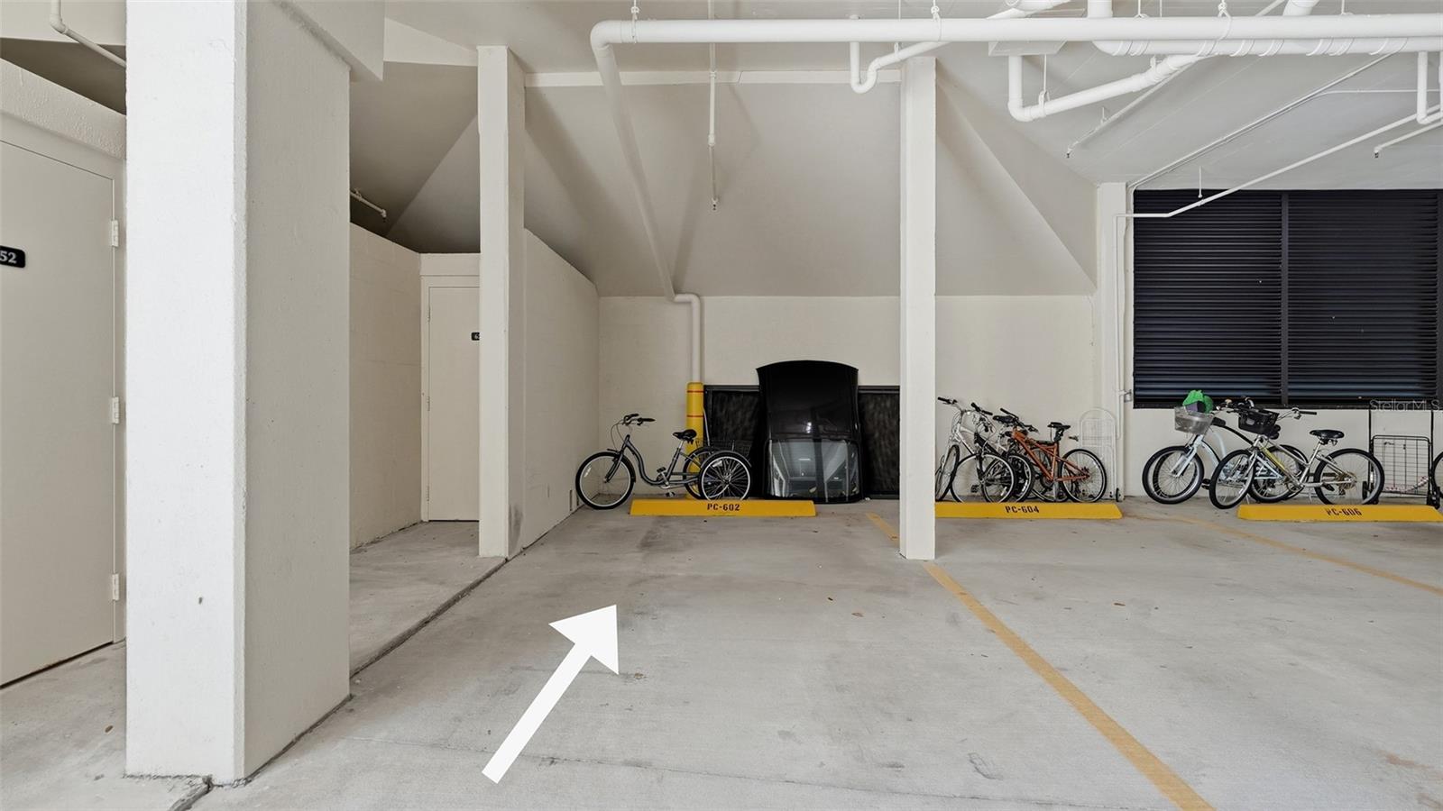 Image 20 of 35 For 2120 Harbourside Drive 623