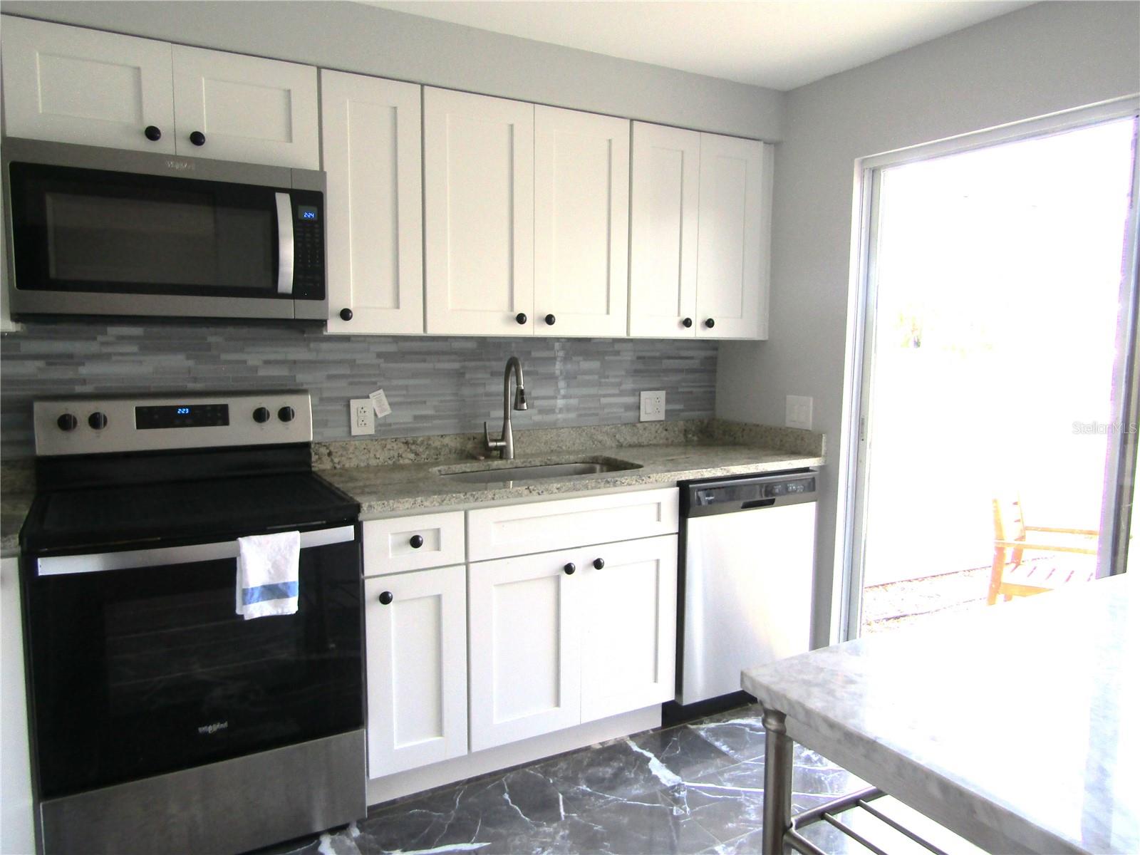 Image 8 of 25 For 2405 Crispin Court E1