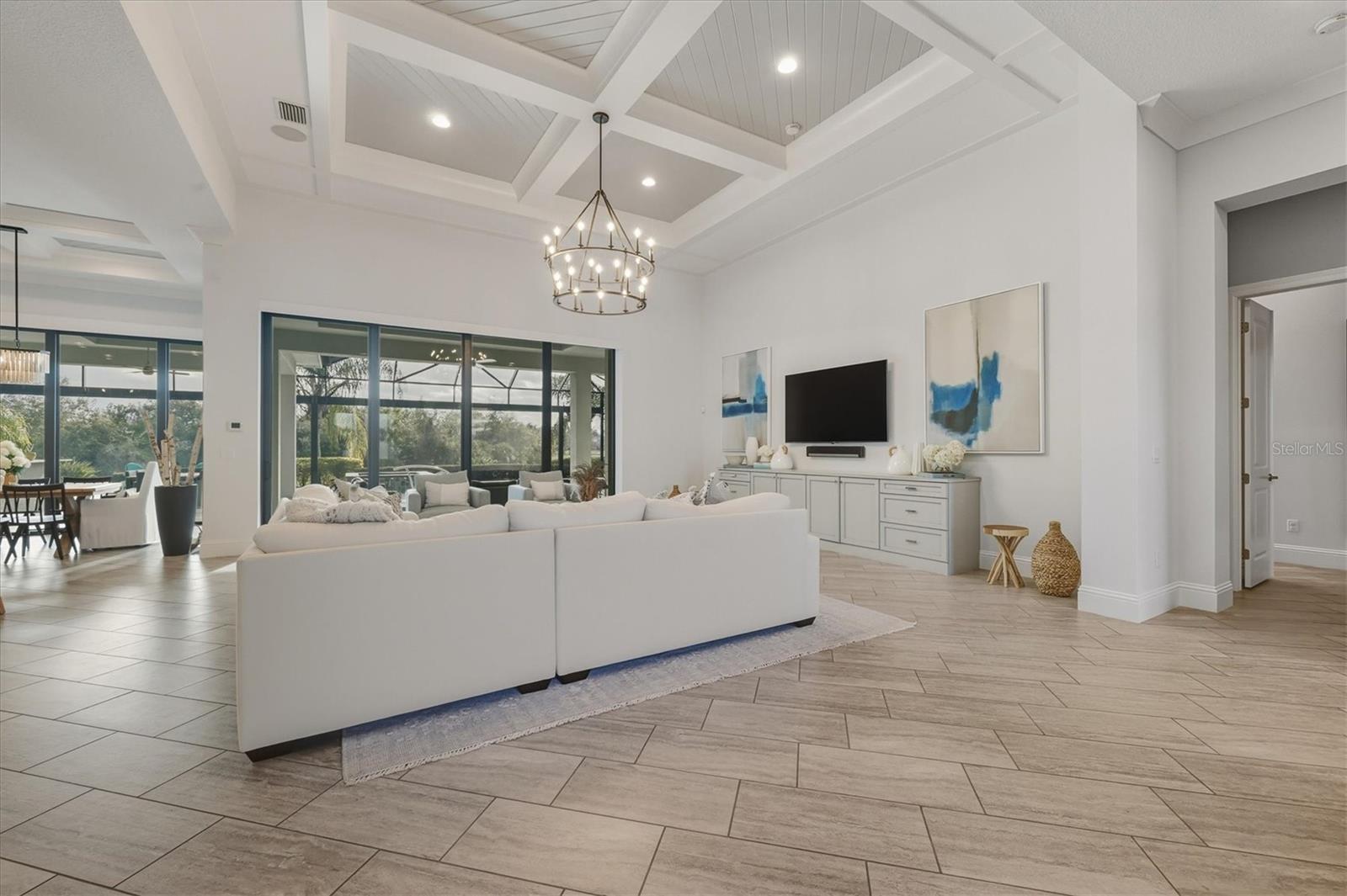 Image 15 of 81 For 7473 Seacroft Cove