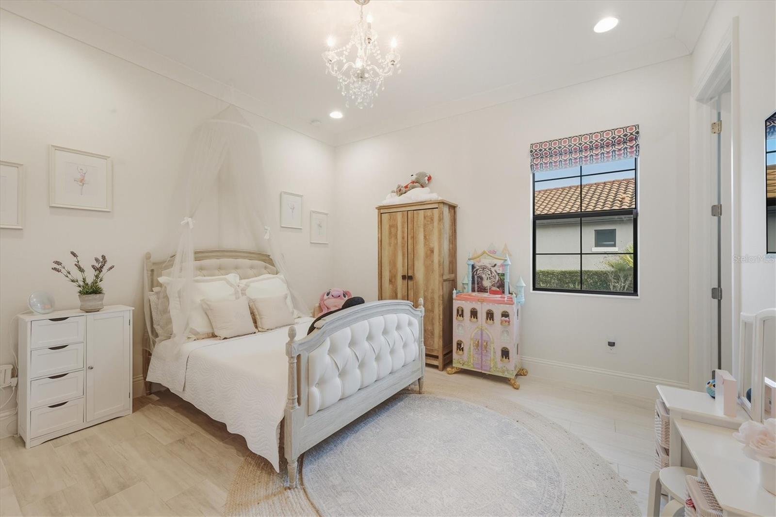 Image 32 of 81 For 7473 Seacroft Cove