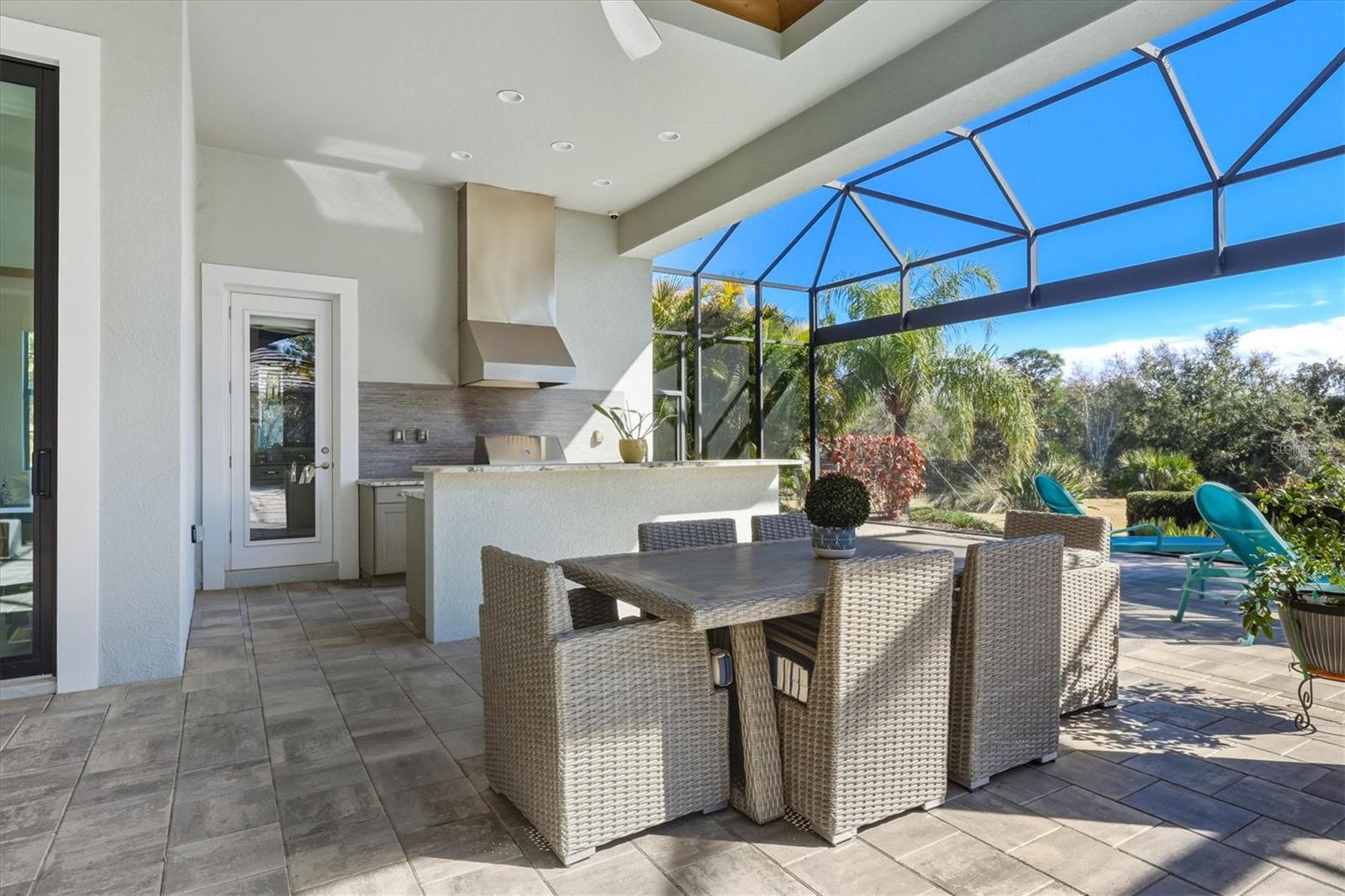 Image 37 of 81 For 7473 Seacroft Cove