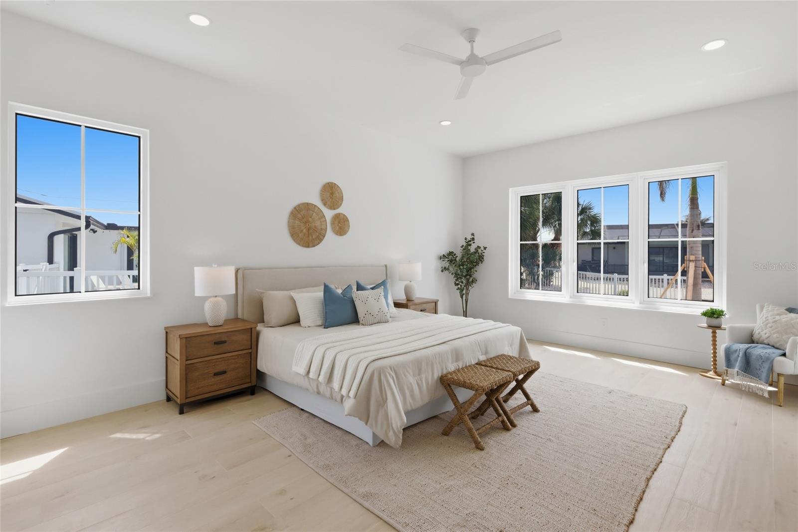 Image 21 of 58 For 680 Key Royale Drive