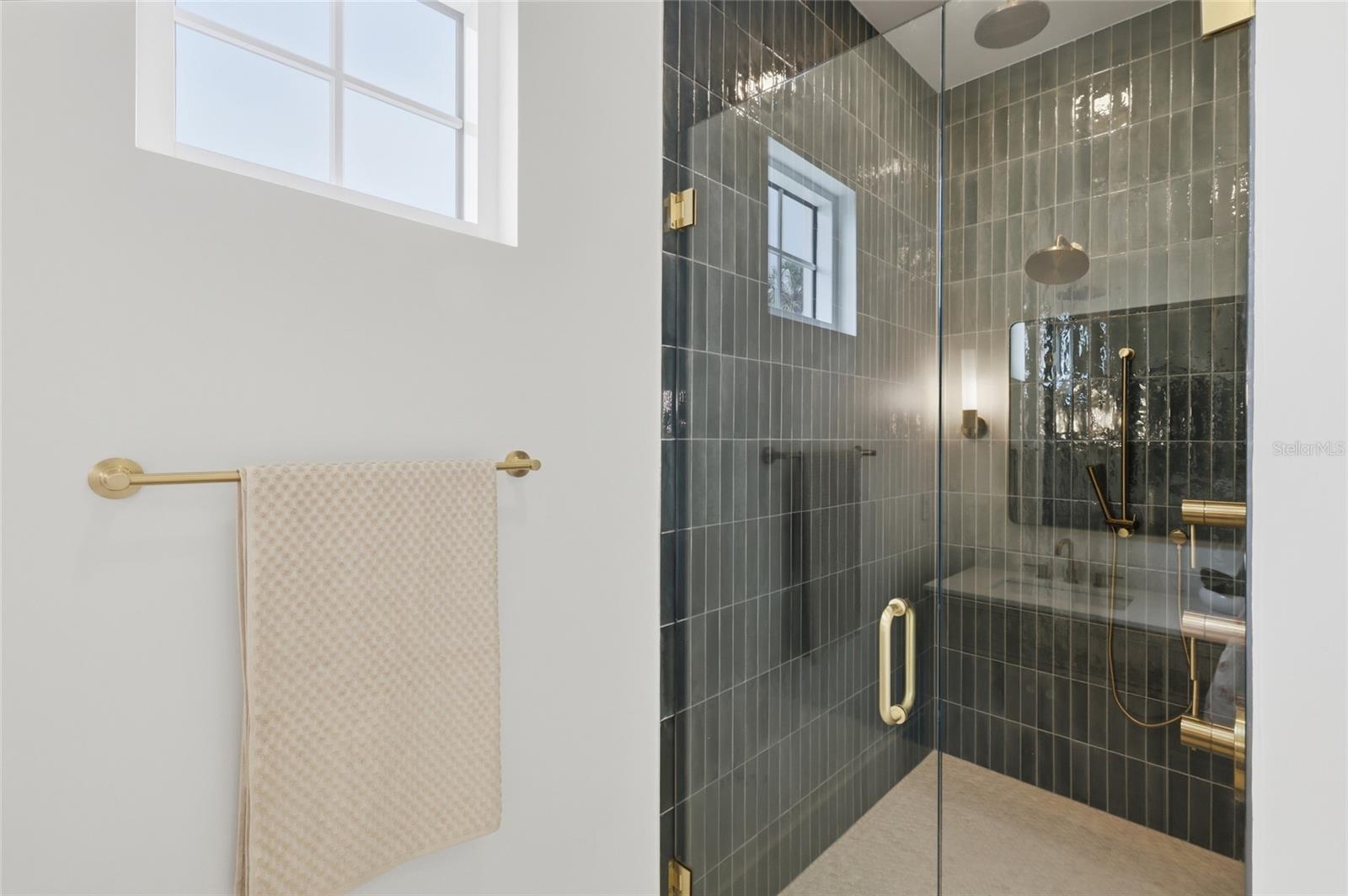 Image 25 of 58 For 680 Key Royale Drive