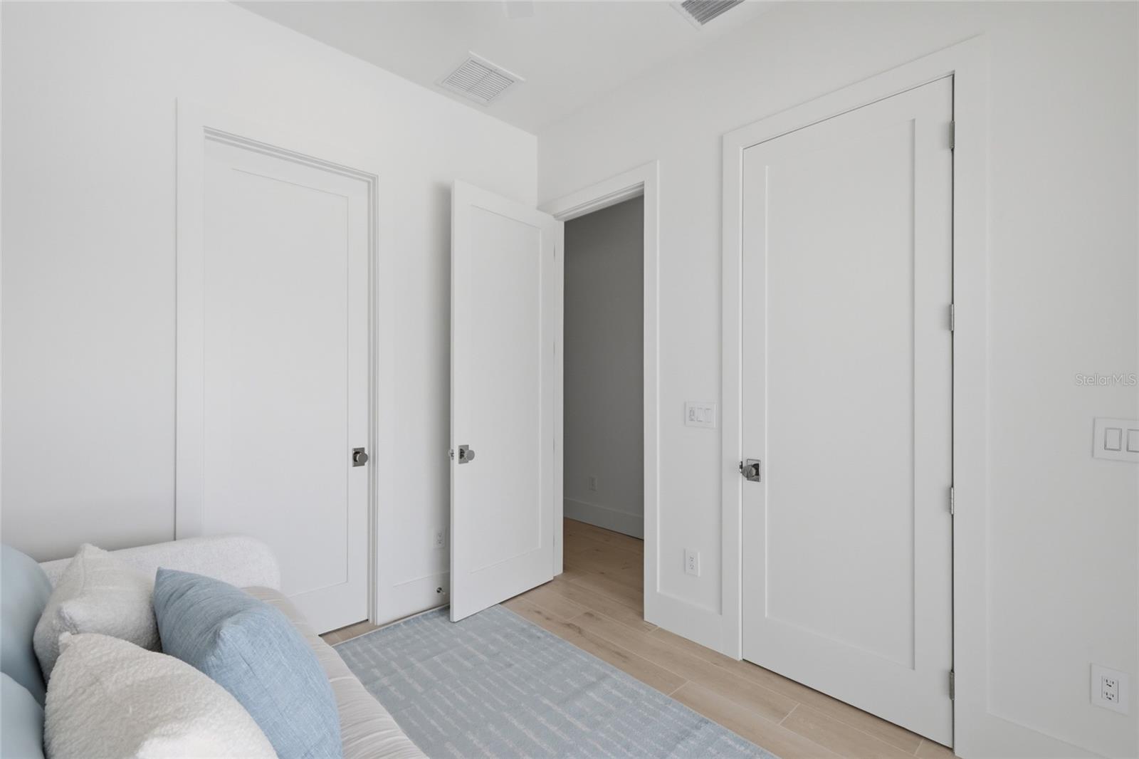 Image 31 of 58 For 680 Key Royale Drive