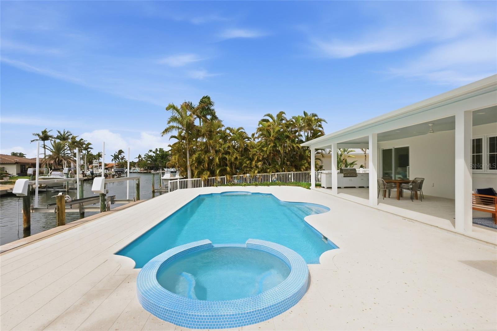 Image 34 of 58 For 680 Key Royale Drive