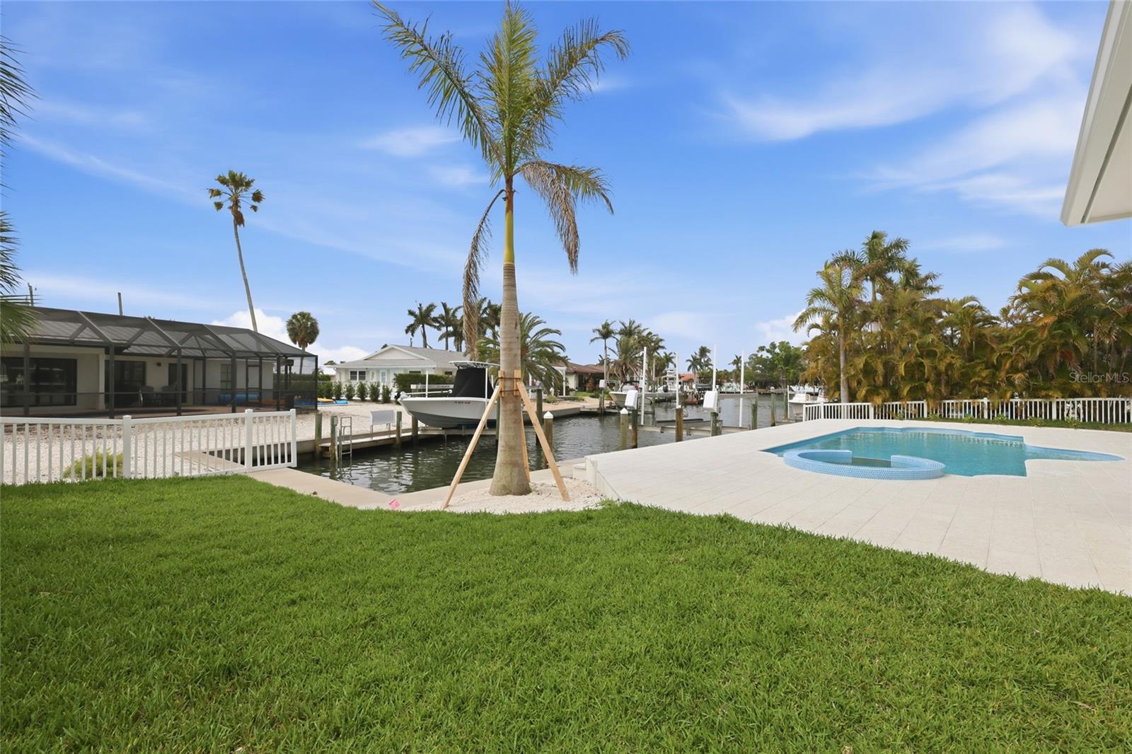 Image 39 of 58 For 680 Key Royale Drive