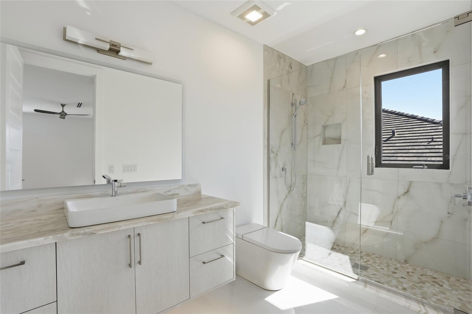 Image 49 of 76 For 5735 Riverside Drive