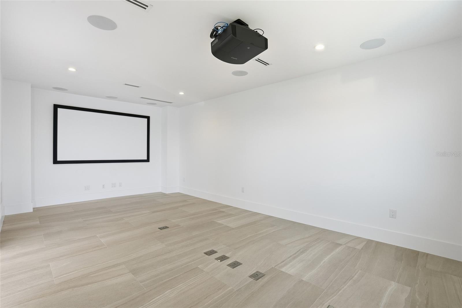 Image 51 of 76 For 5735 Riverside Drive