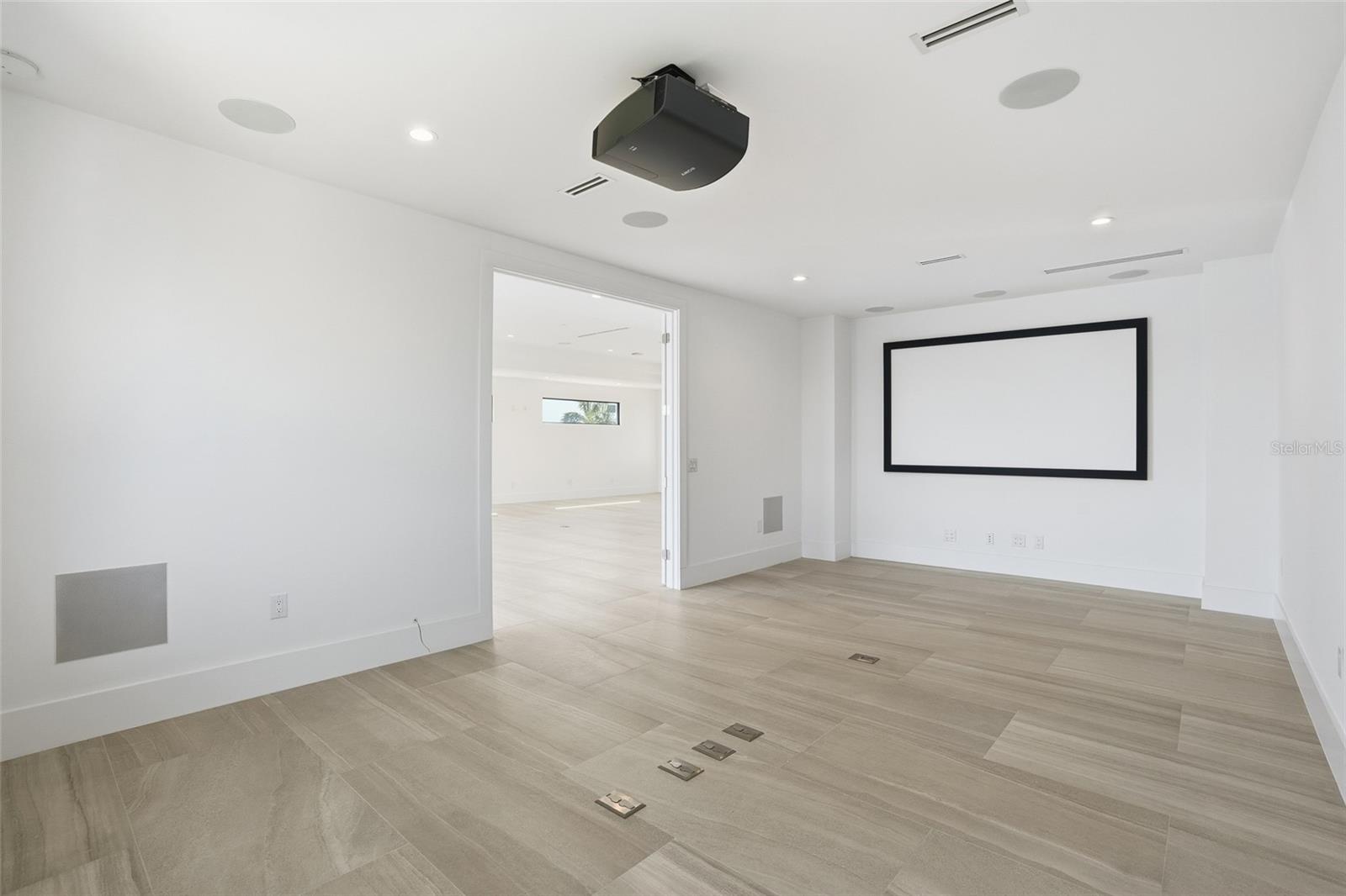 Image 52 of 76 For 5735 Riverside Drive