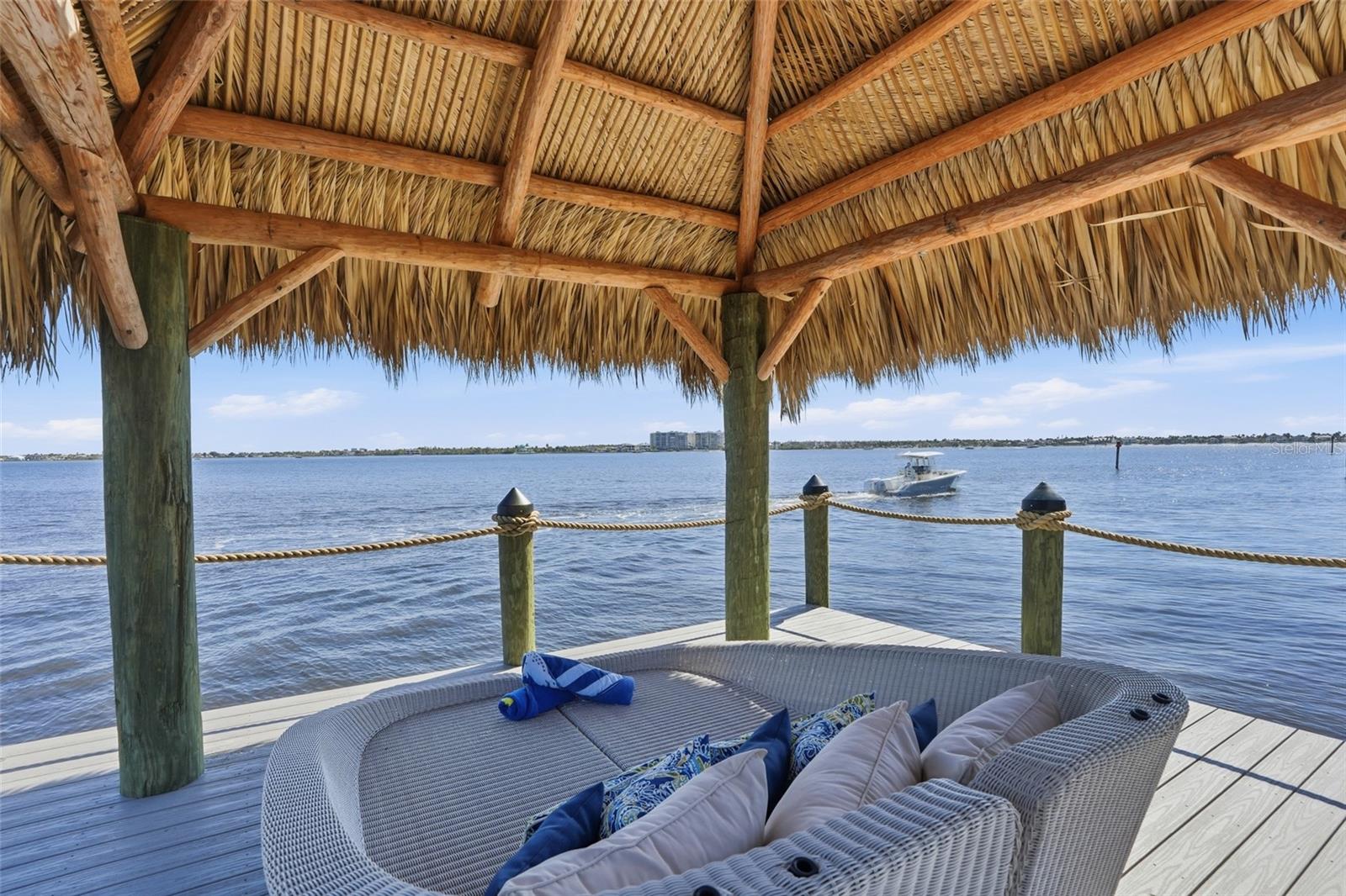 Image 62 of 76 For 5735 Riverside Drive