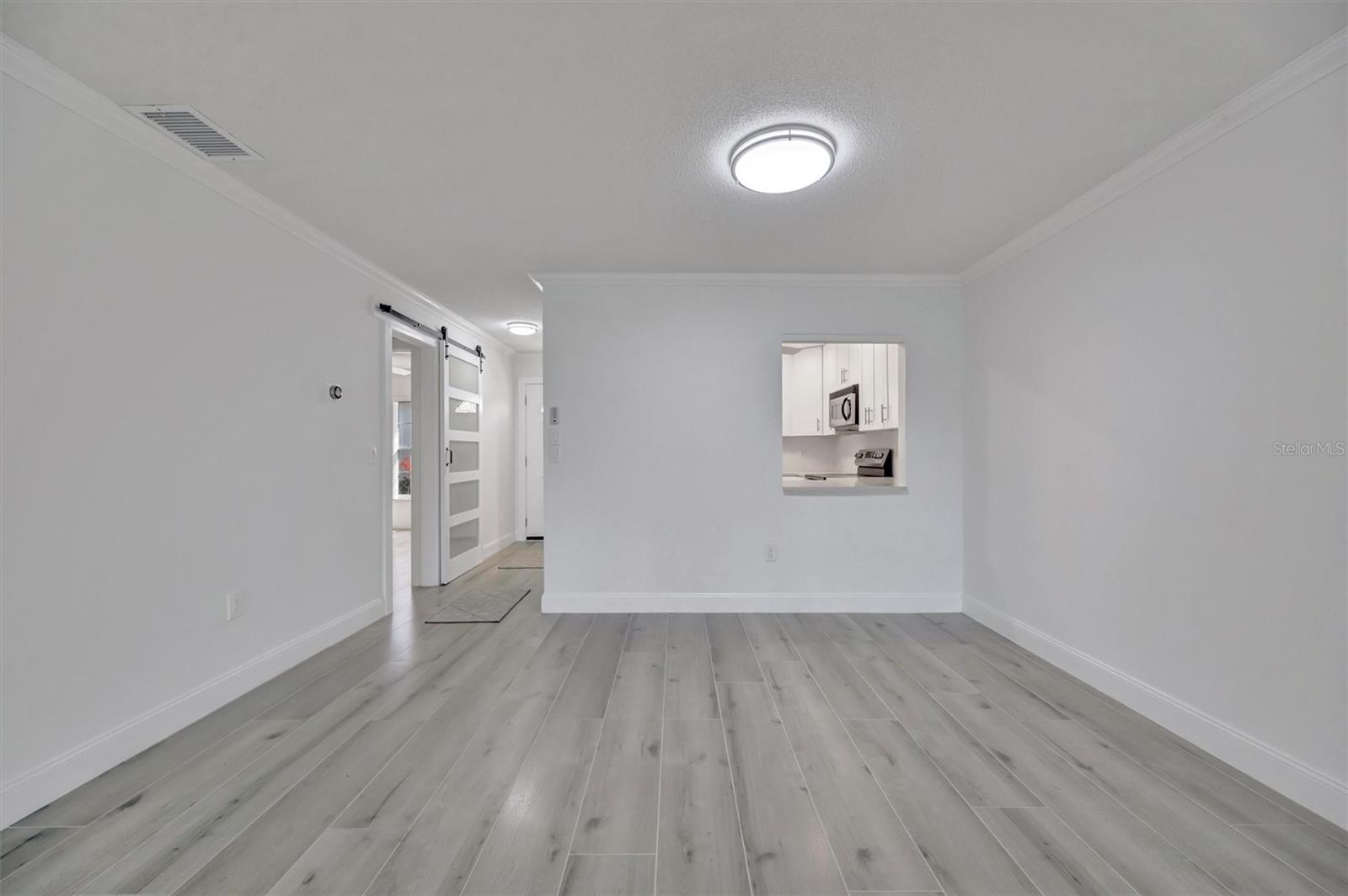 Image 14 of 55 For 9819 Hernando Court 29-a