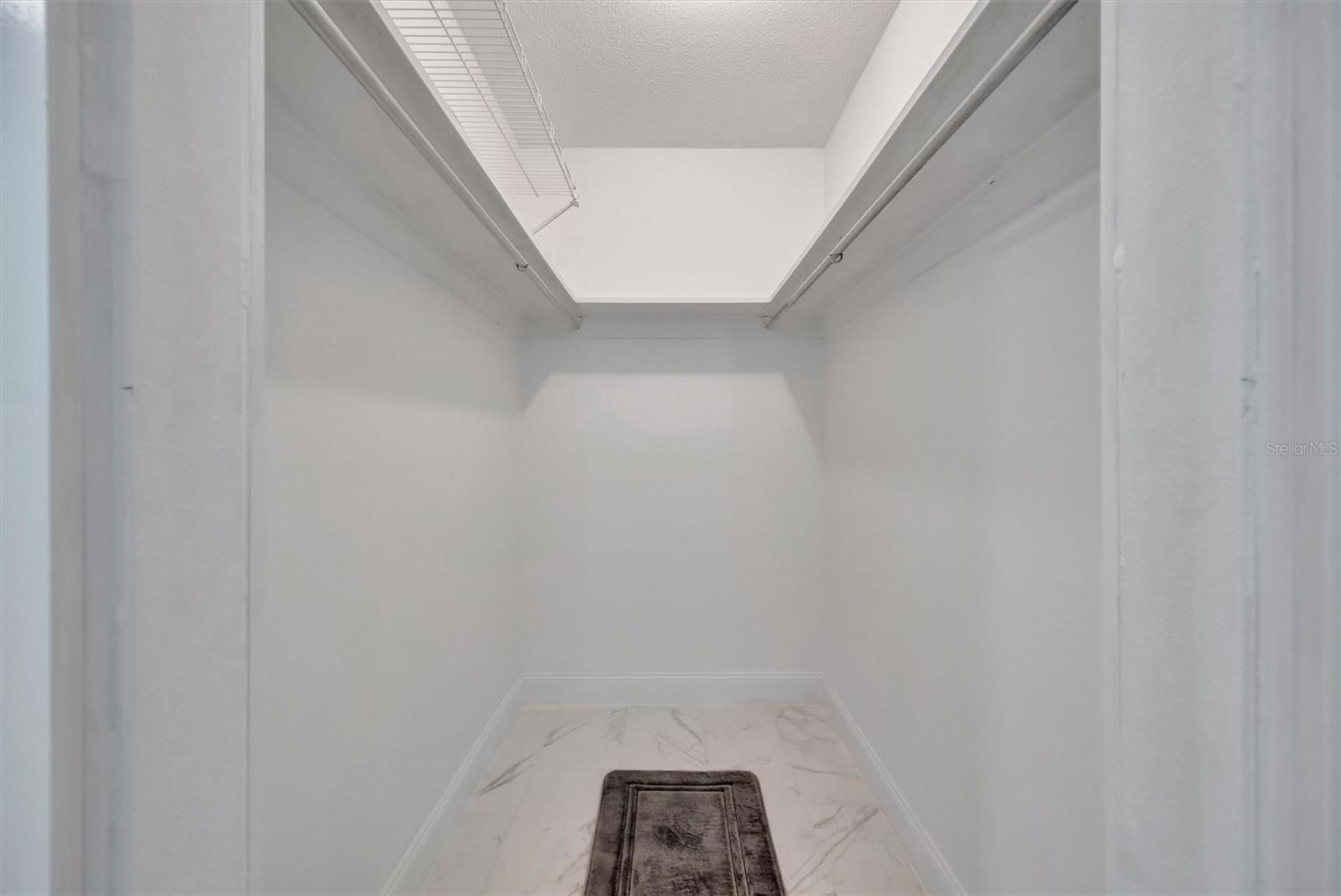 Image 32 of 55 For 9819 Hernando Court 29-a