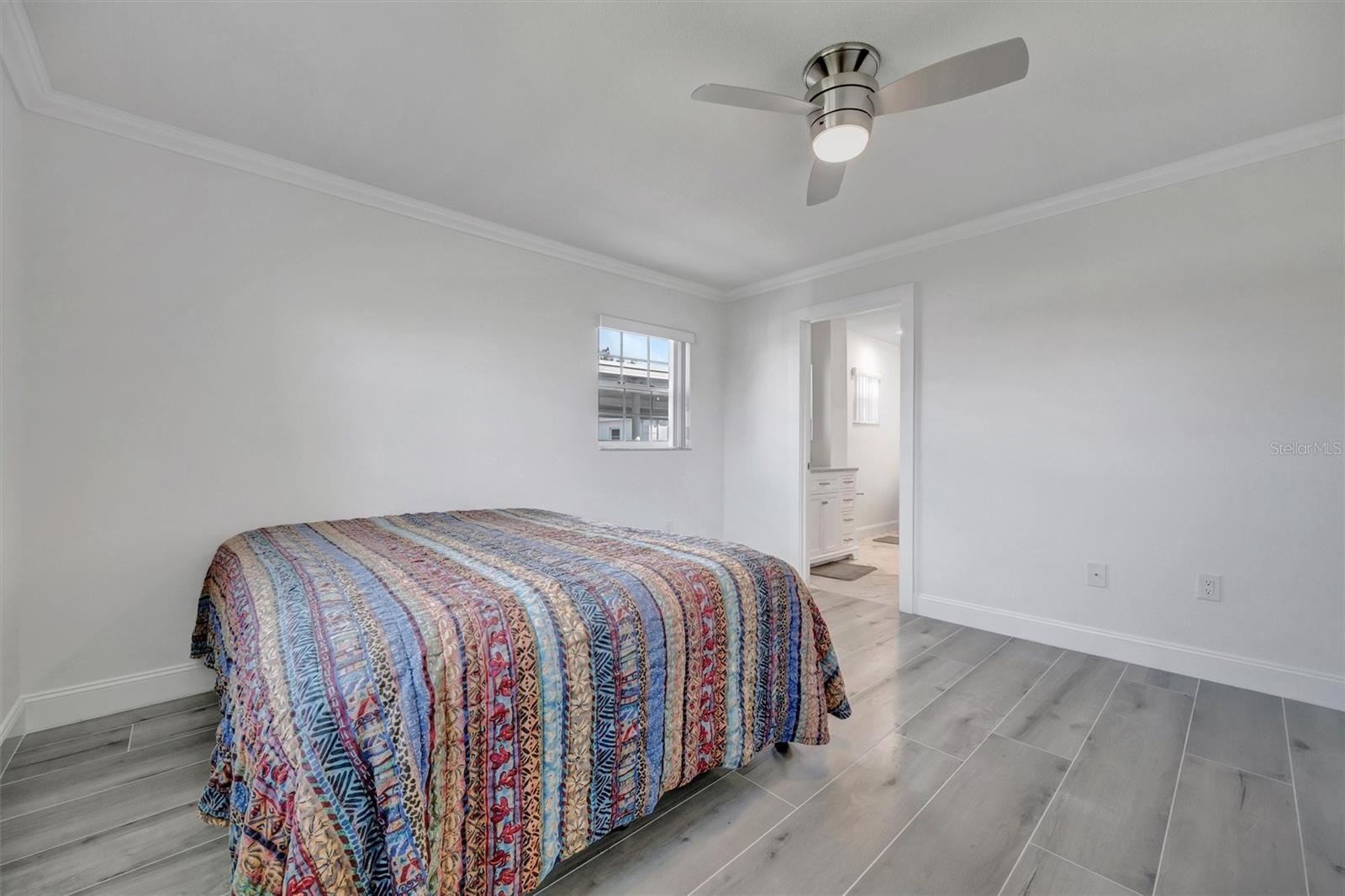 Image 33 of 55 For 9819 Hernando Court 29-a