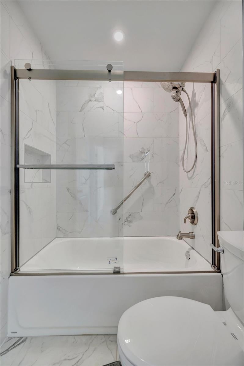 Image 39 of 55 For 9819 Hernando Court 29-a