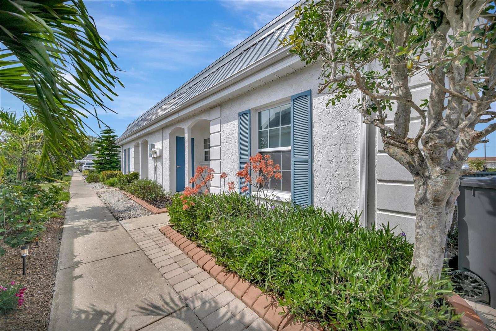 Image 4 of 55 For 9819 Hernando Court 29-a