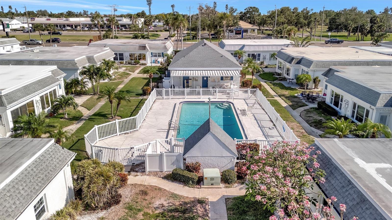 Image 41 of 55 For 9819 Hernando Court 29-a