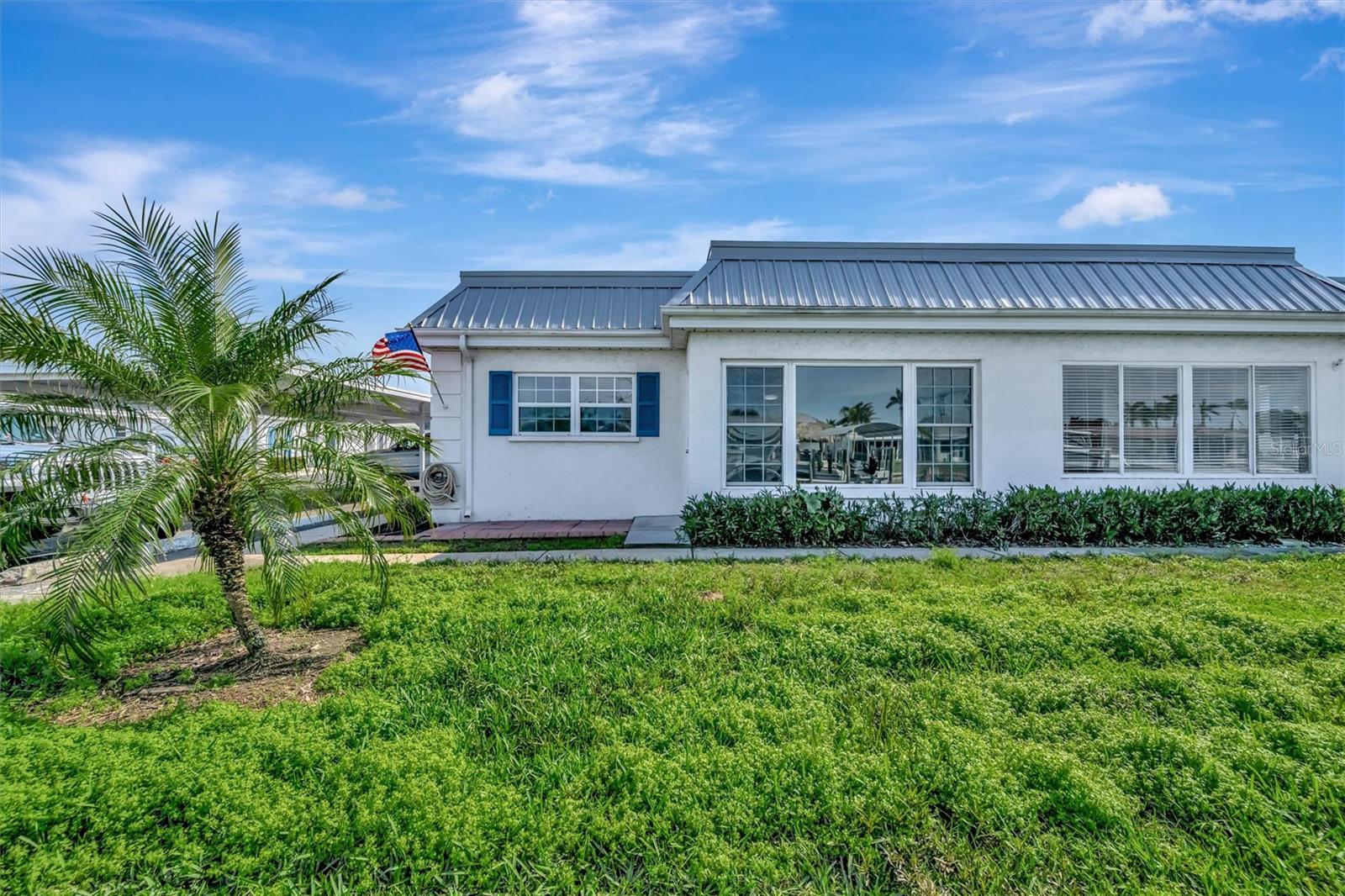 Image 5 of 55 For 9819 Hernando Court 29-a