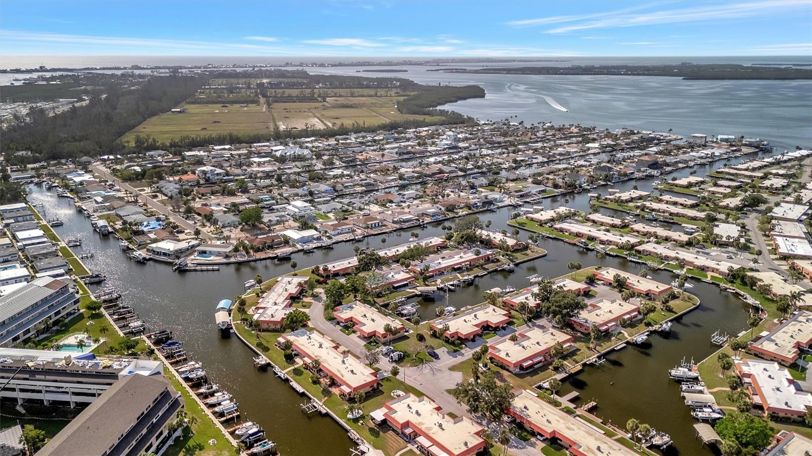 Image 52 of 55 For 9819 Hernando Court 29-a