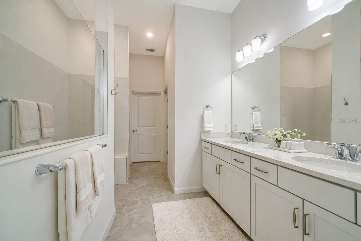 Image 10 of 69 For 14704 Golden Grass Terrace