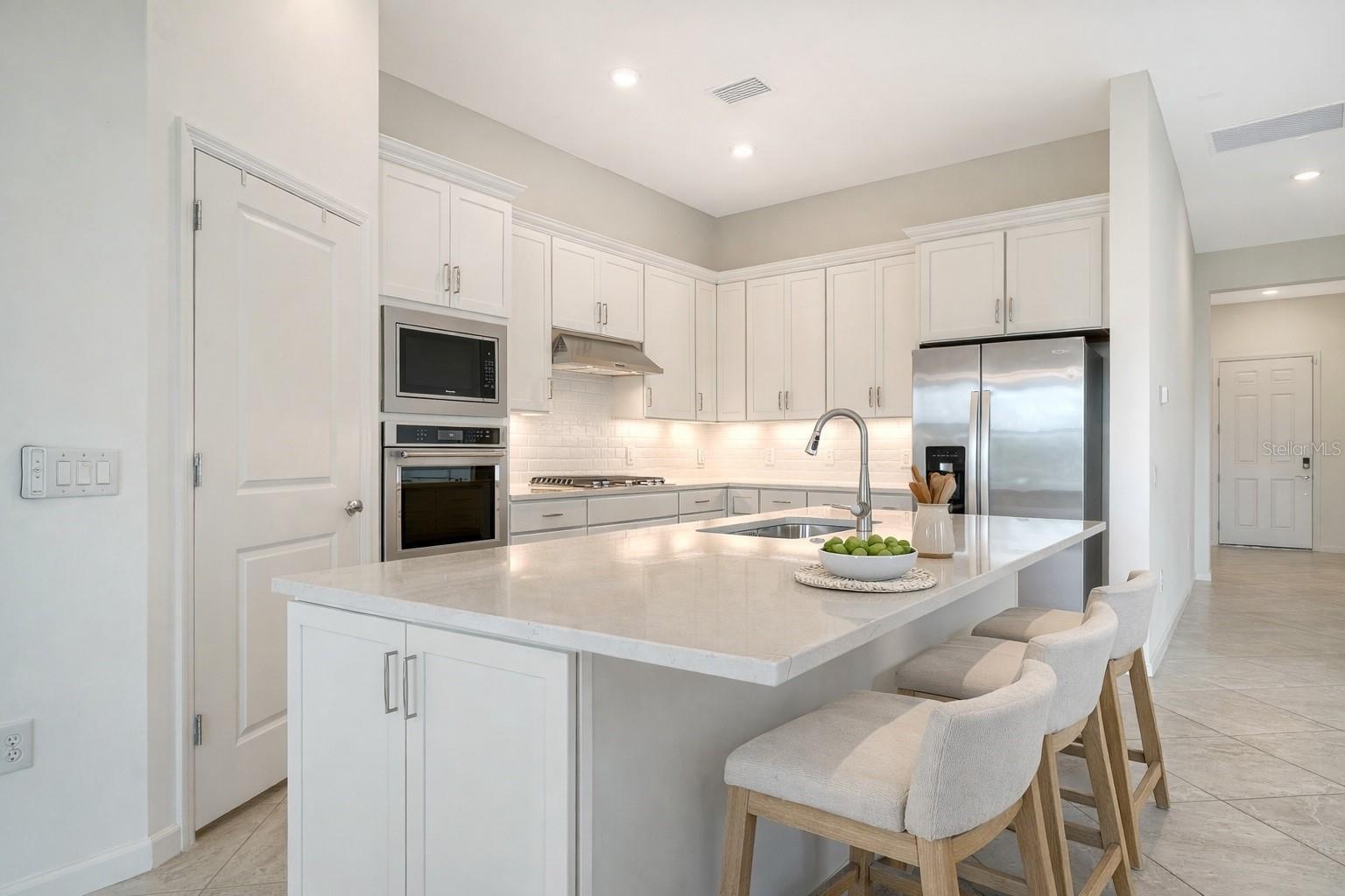 Image 5 of 69 For 14704 Golden Grass Terrace