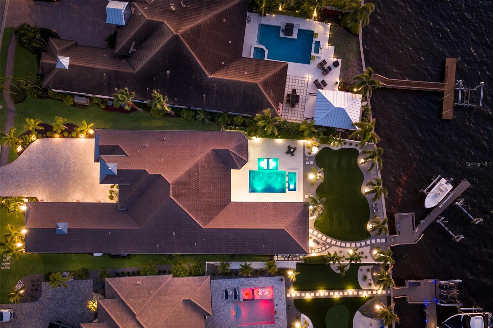 Image 35 of 93 For 664 Regatta Way