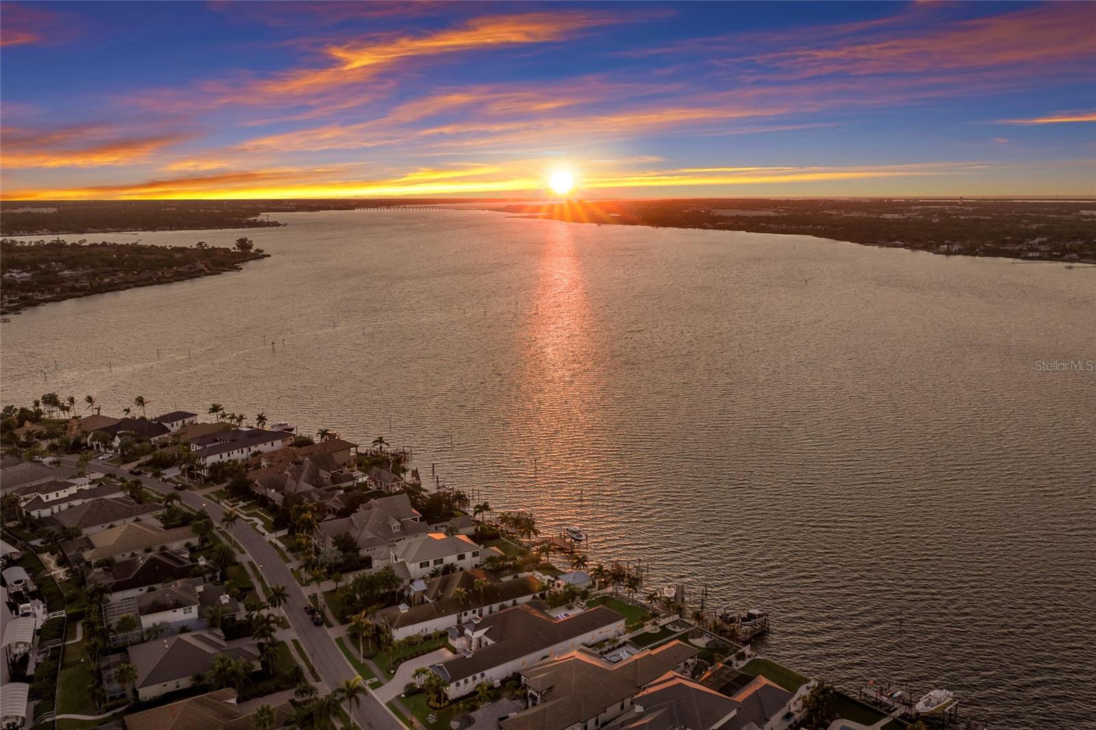 Image 4 of 93 For 664 Regatta Way