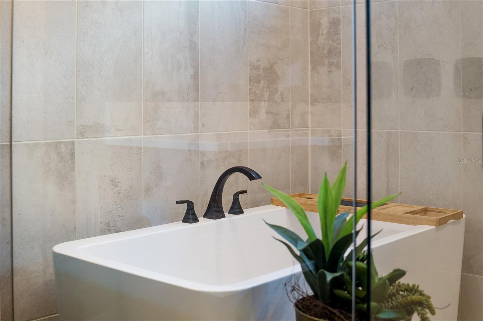 Image 69 of 93 For 664 Regatta Way