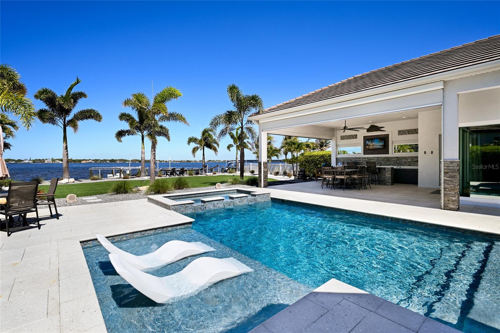 Image 79 of 93 For 664 Regatta Way