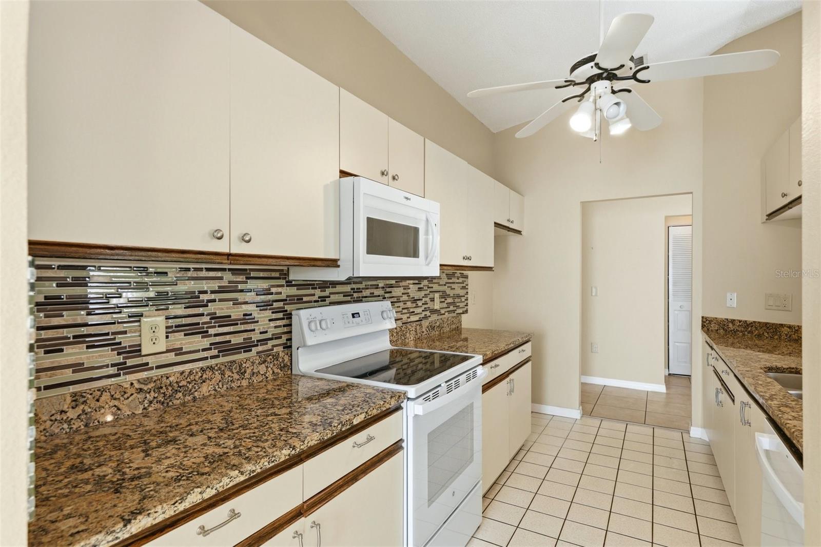 Image 10 of 27 For 3804 41st Avenue W