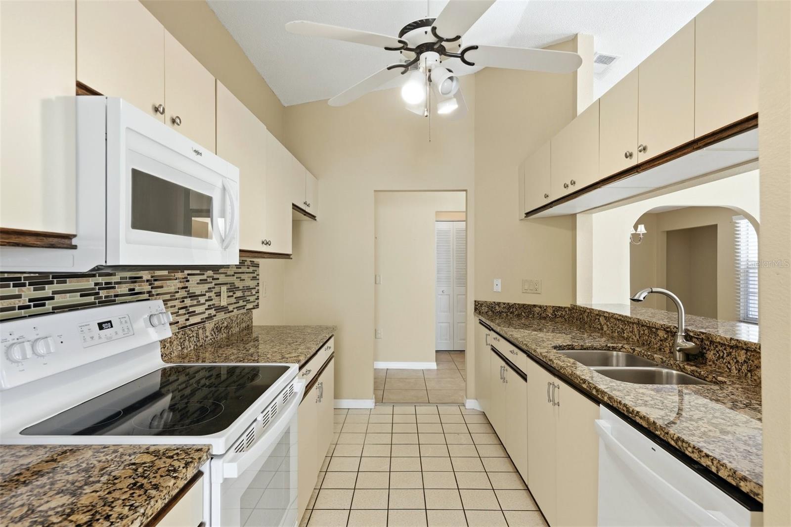 Image 11 of 27 For 3804 41st Avenue W