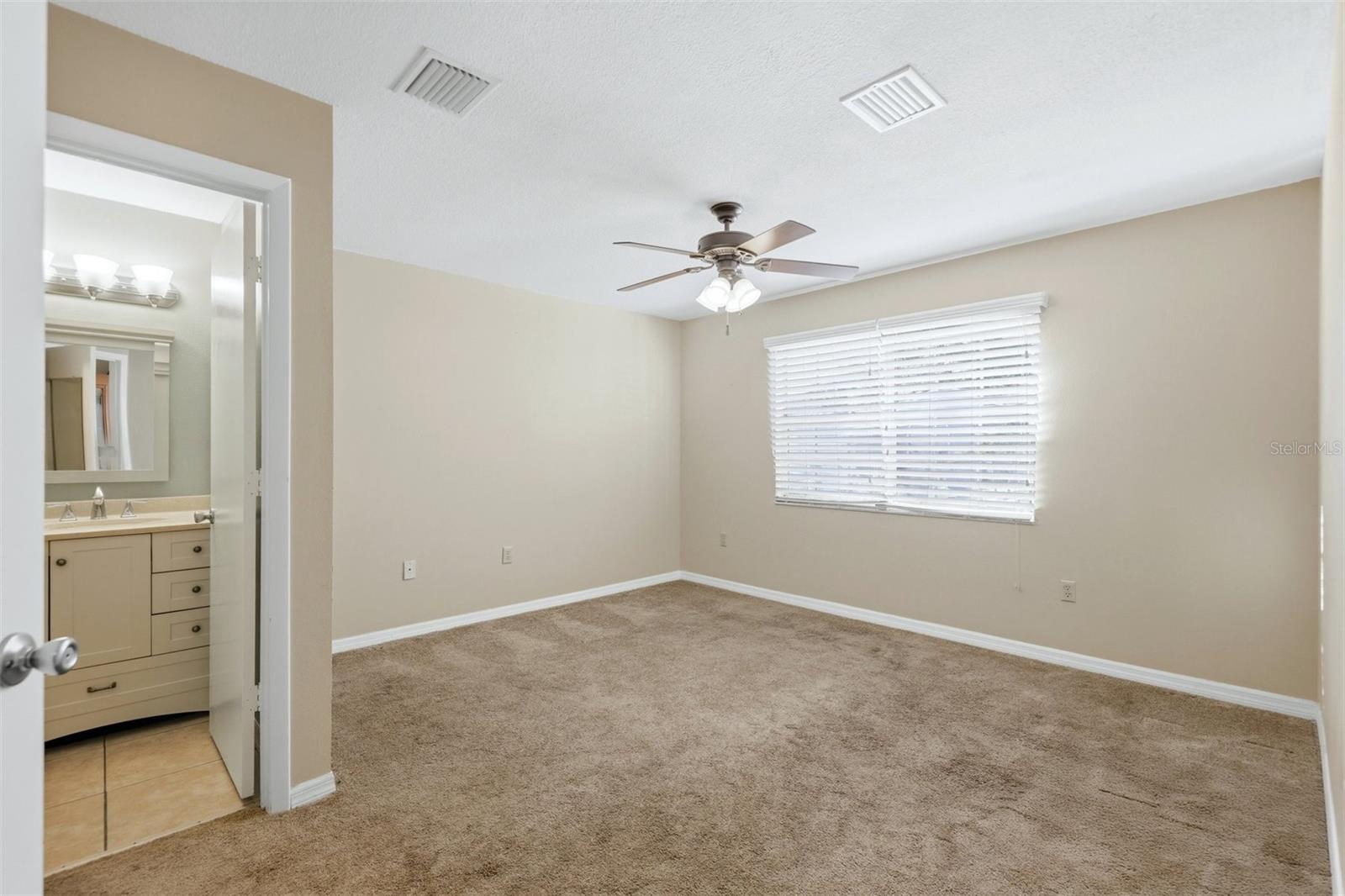 Image 12 of 27 For 3804 41st Avenue W