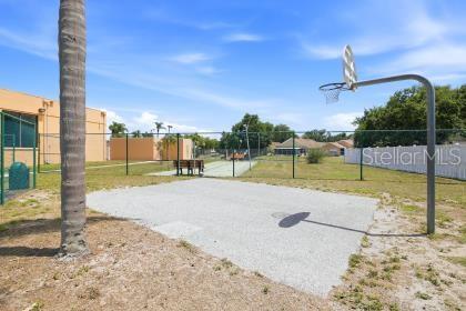 Image 24 of 27 For 3804 41st Avenue W