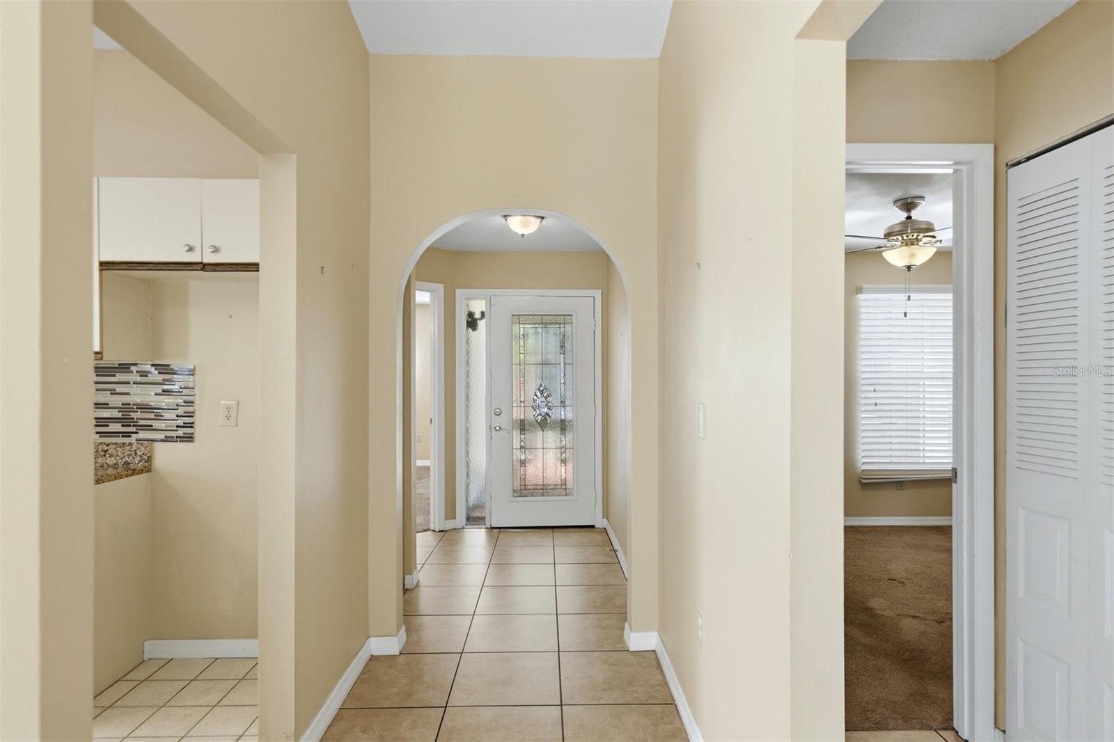 Image 4 of 27 For 3804 41st Avenue W