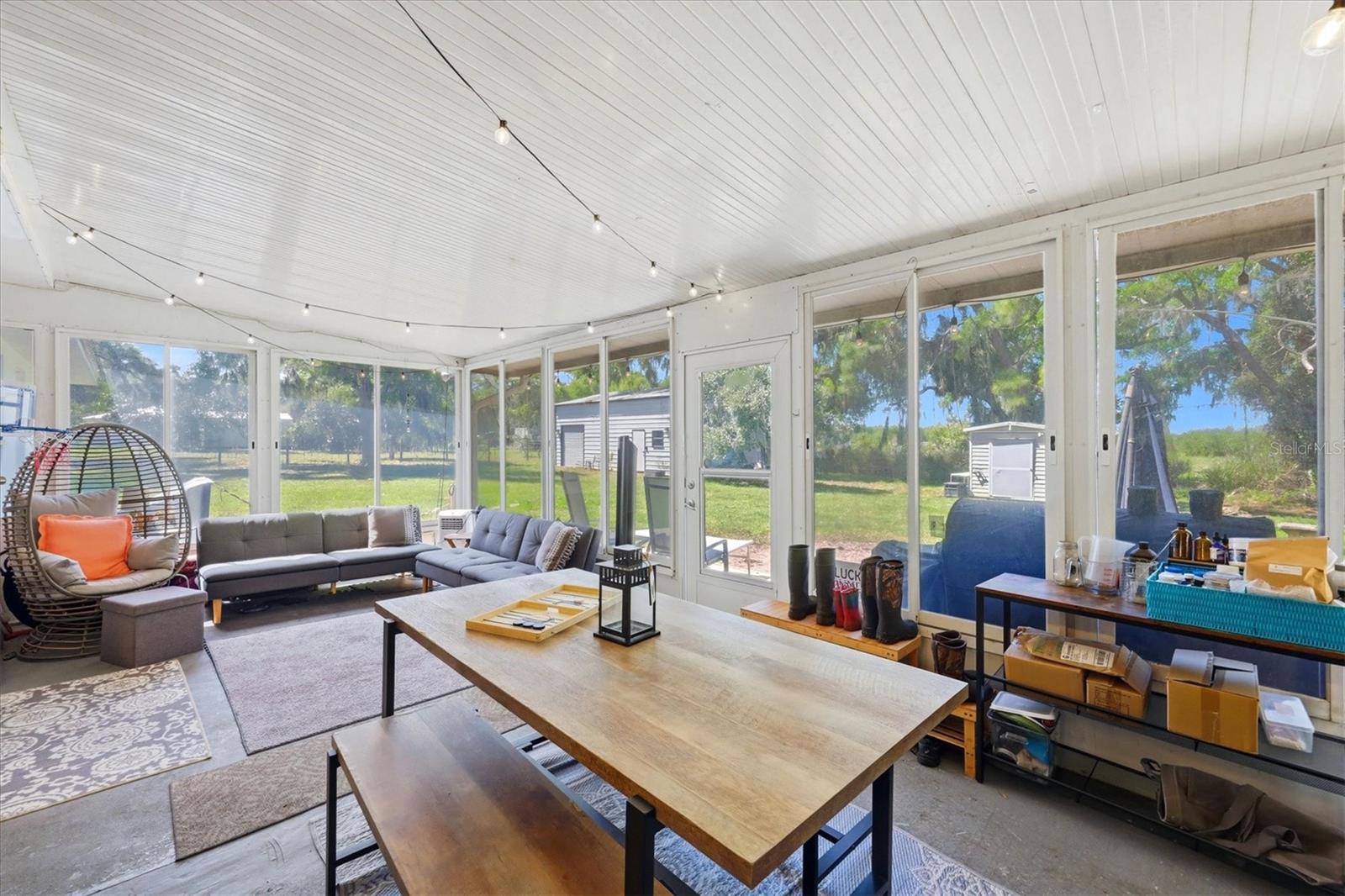 Image 20 of 42 For 9811 28th Avenue E