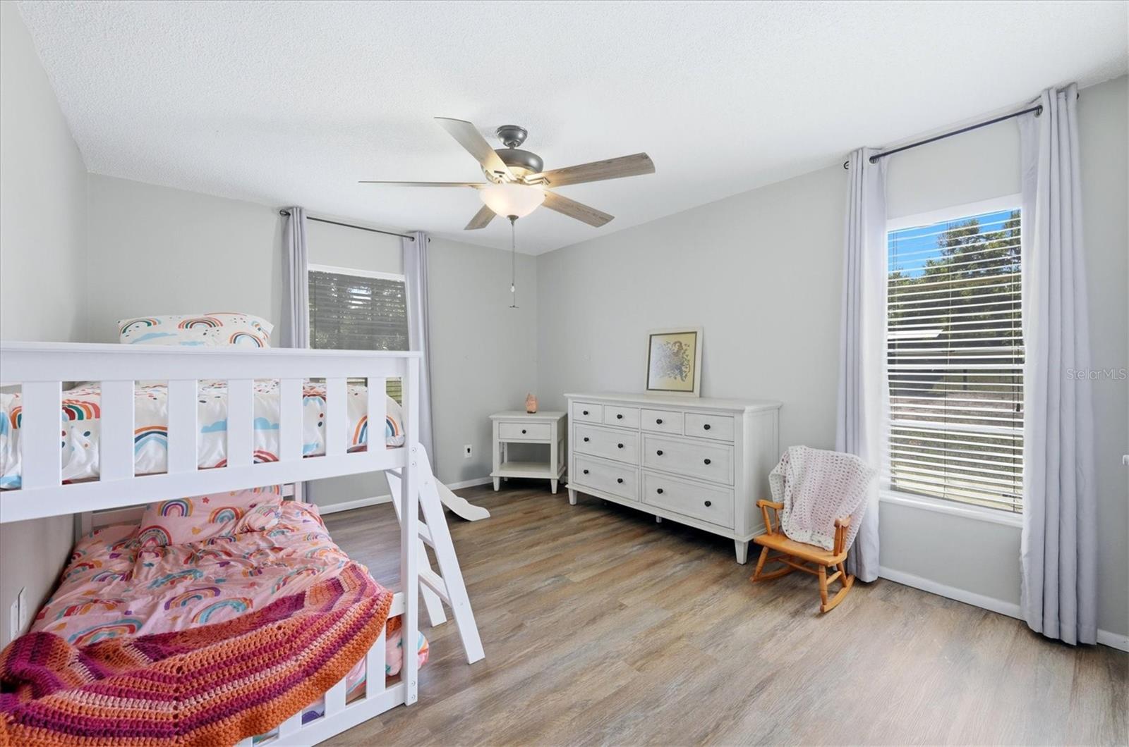 Image 26 of 42 For 9811 28th Avenue E