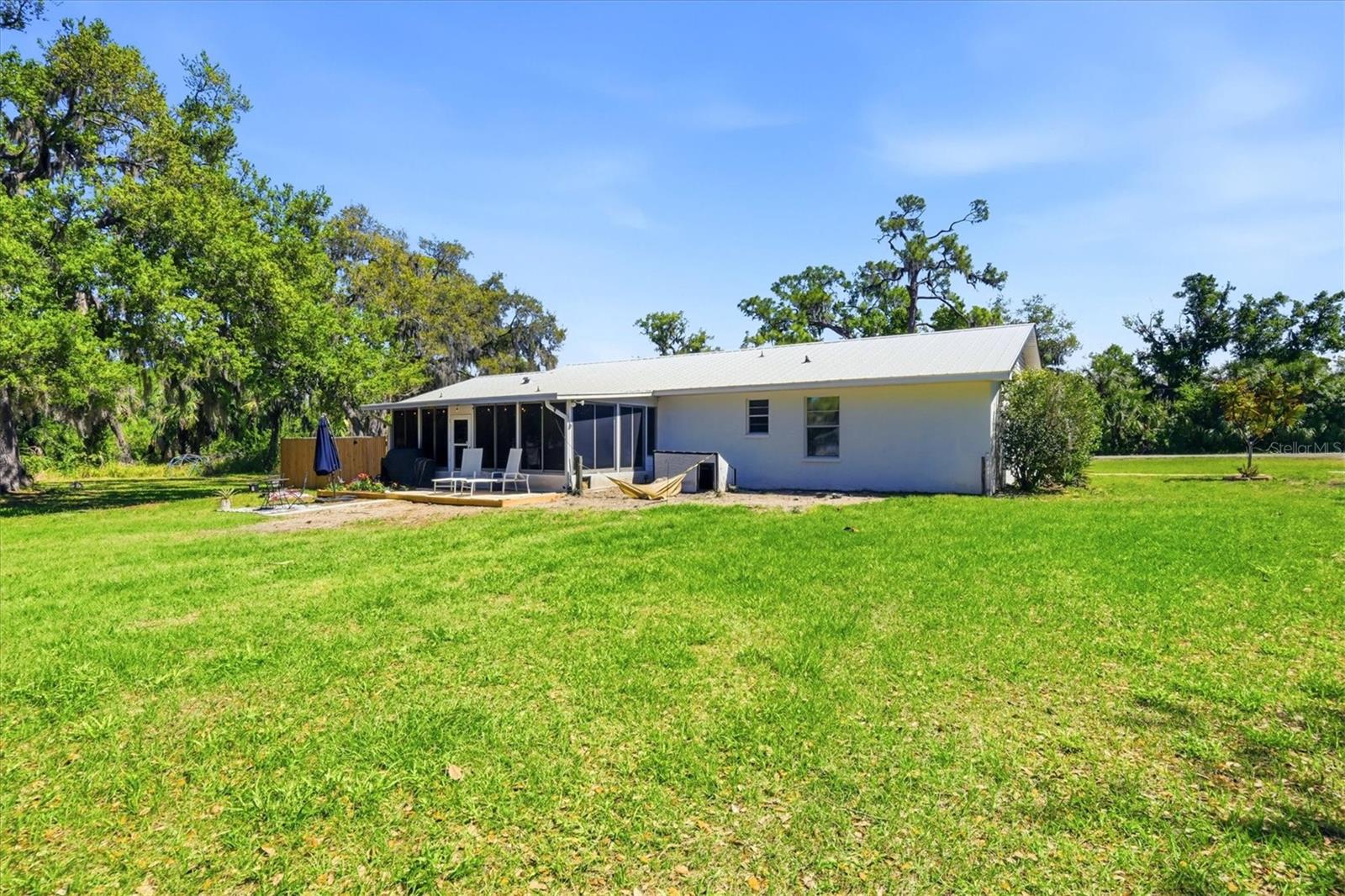 Image 35 of 42 For 9811 28th Avenue E