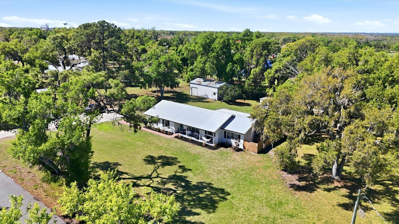 Image 6 of 42 For 9811 28th Avenue E