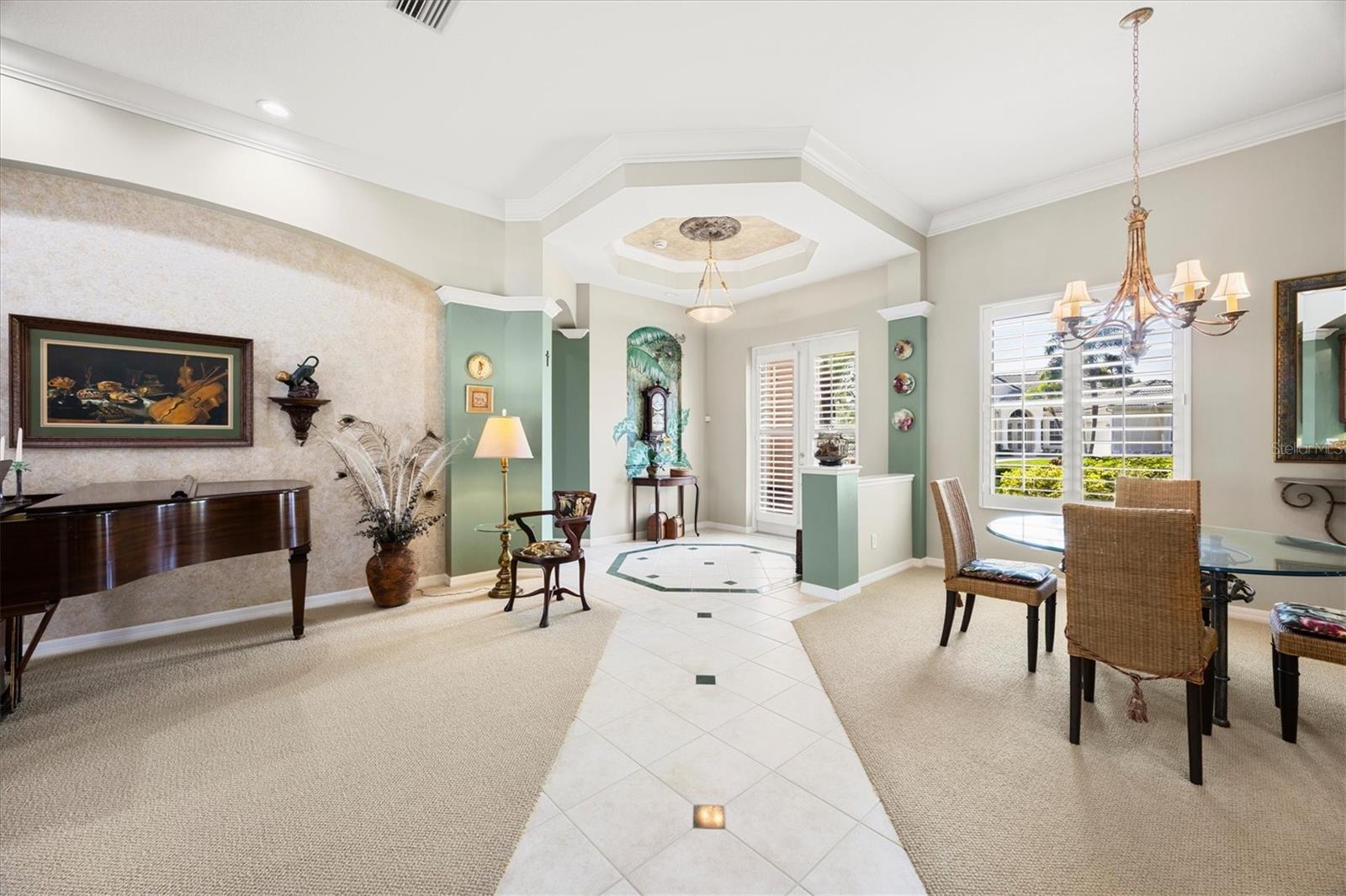 Image 10 of 52 For 8045 Waterview Boulevard