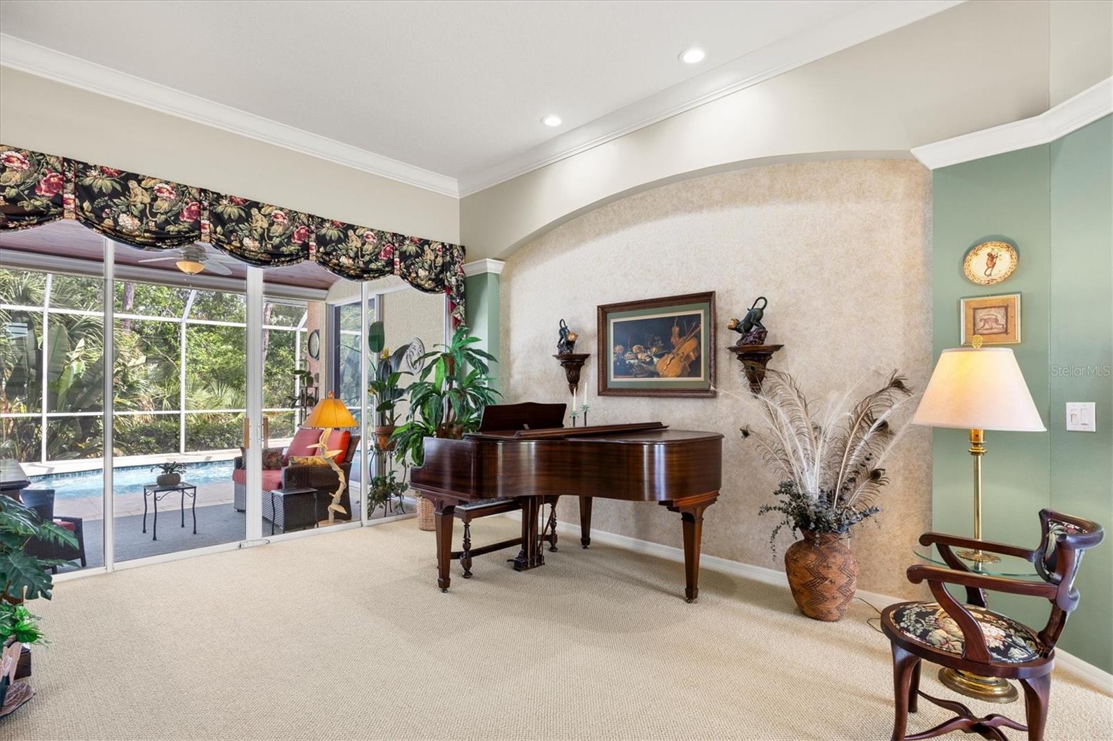 Image 14 of 52 For 8045 Waterview Boulevard