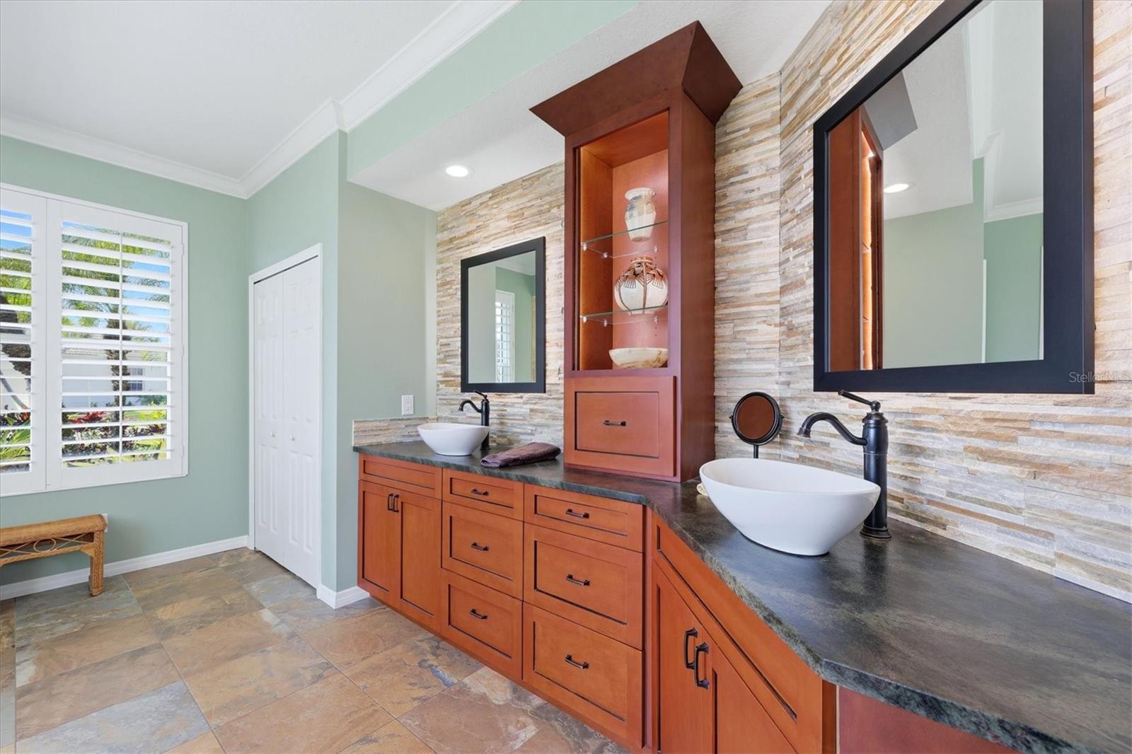 Image 30 of 52 For 8045 Waterview Boulevard