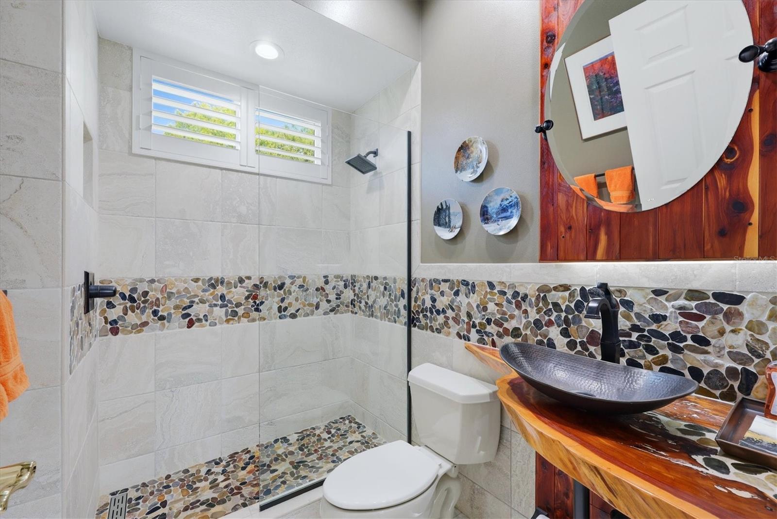 Image 37 of 52 For 8045 Waterview Boulevard